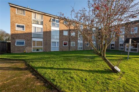 1 bed property, in Wyedale, £145,000