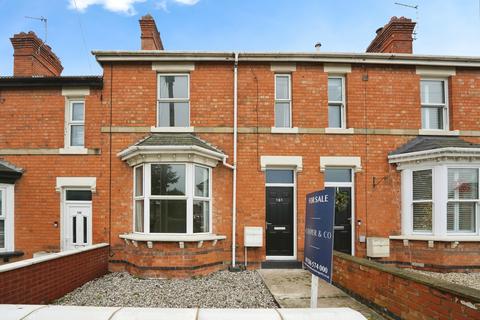 3 bed property, in Pershore Road, £270,000