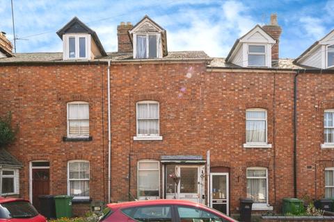 3 bed property, in Boat Lane, £150,000