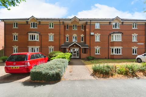 1 bed property, in Trafalgar Road, £120,000