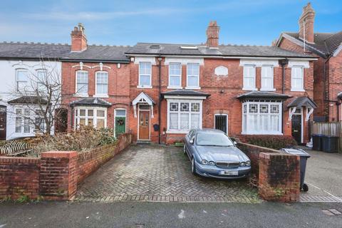 5 bed property, in Franklin Road, £525,000
