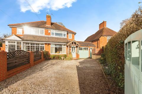 3 bed property, in Redlands Close, £390,000