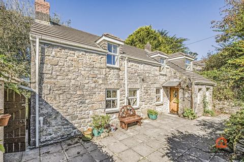 3 bed property, in Newmill, £500,000