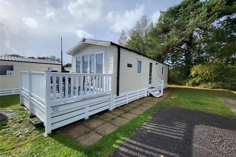 2 bed property, in G4, £57,500