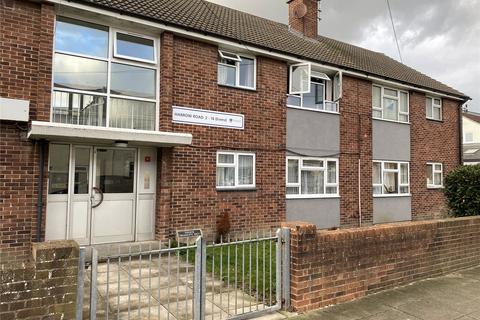1 bed property, in Harrow Road, £90,000