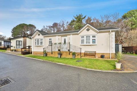 2 bed property, in Blandford Road North, £230,000