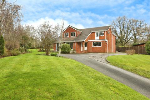4 bed property, in Swanwick Lane, £735,000