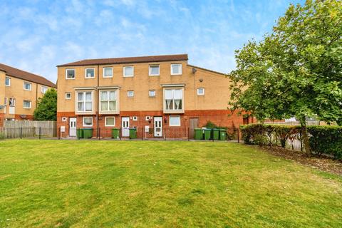 4 bed property, in Carpathia Drive, £325,000