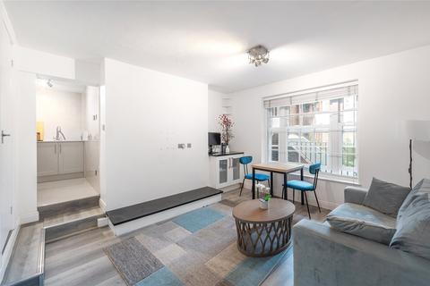 2 bed property, in Ebury Bridge Road, £575,000