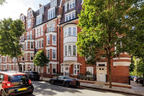 2 bed property, in Sloane Court West, £2,500,000