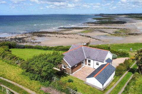 3 bed property, in Pontllyfni, £500,000