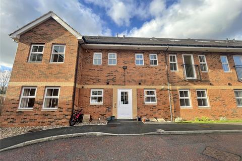 1 bed property, in Sandringham Court, £89,000