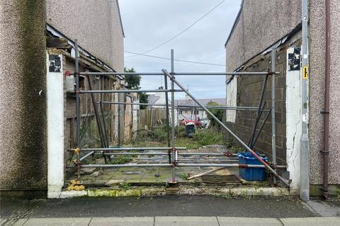 Studio, in London Road, £30,000