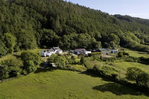 5 bed property, in Llanddona, £795,000