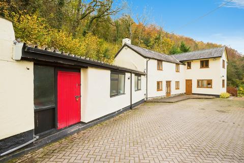 3 bed property, in Cefn Bychan Woods, £775,000