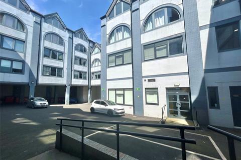 1 bed property, in Canning Street, £59,000