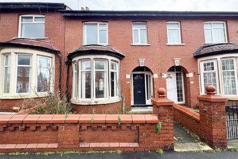 3 bed property, in Keswick Road, £100,000