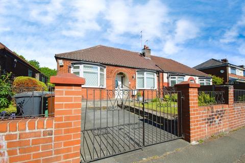 3 bed property, in Dumers Lane, £190,000