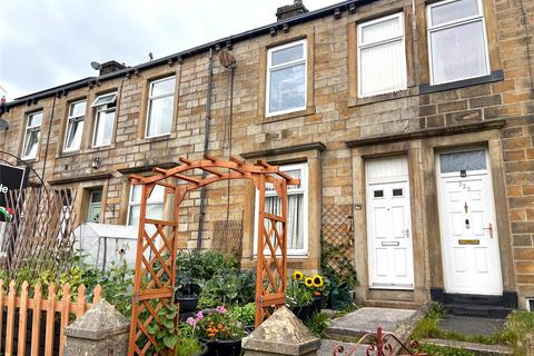 3 bed property, in Padiham Road, £110,000