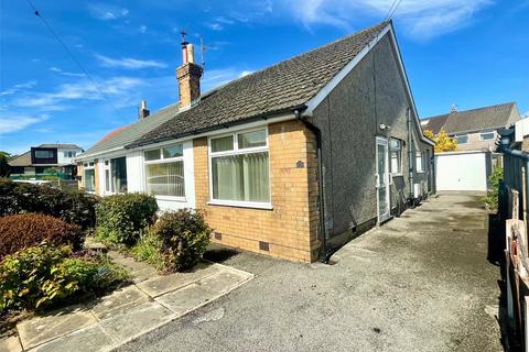 2 bed property, in Leachfield Road, £215,000