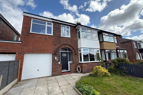 4 bed property, in St. Georges Avenue, £360,000
