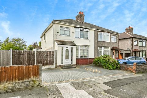 3 bed property, in Rudston Road, £375,000