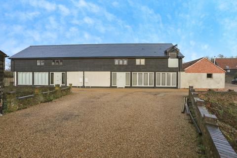 4 bed property, in Boxford Road, £525,000