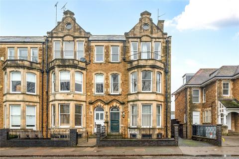 10 bed property, in St. Georges Avenue, £850,000