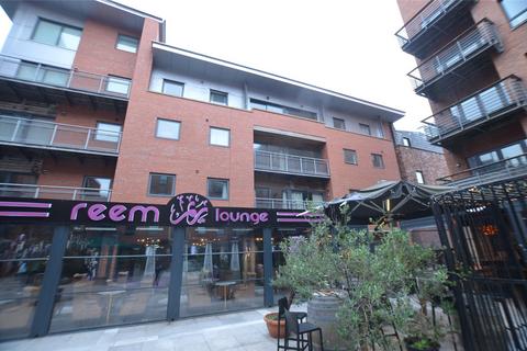 2 bed property, in Madison Square, £105,000