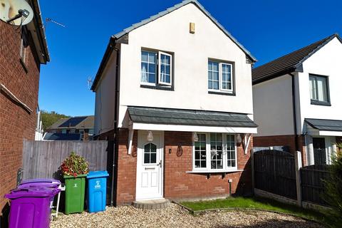 3 bed property, in Hanworth Close, £220,000