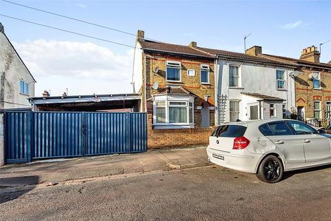 3 bed property, in Garfield Street, £310,000