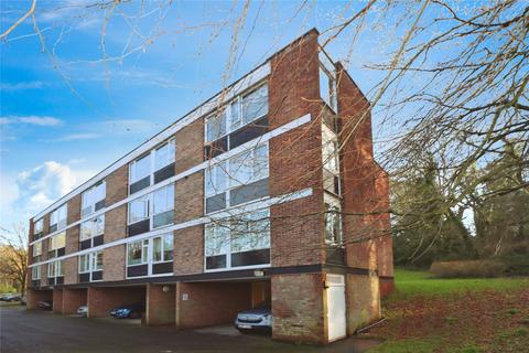 3 bed property, in Westacre Close, £210,000