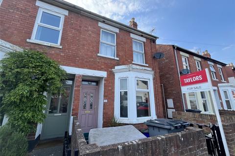 3 bed property, in Calton Road, £190,000