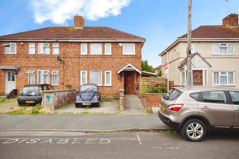 3 bed property, in Sunny Bank, £300,000