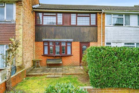 3 bed property, in Russell Close, £325,000