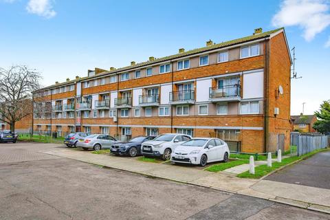 3 bed property, in Glaisdale, £180,000