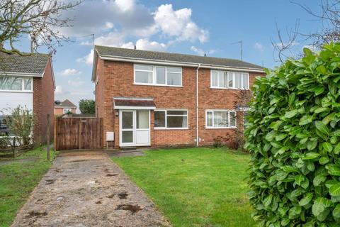 3 bed property, in Springfield Way, £350,000