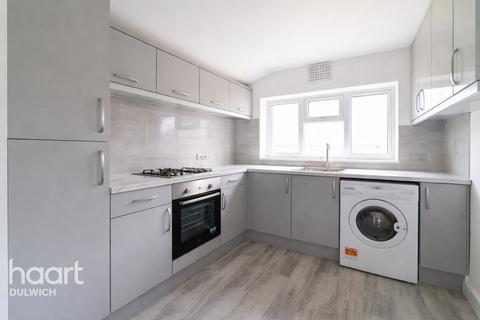 1 bed property, in Ulverscroft Road, £425,000