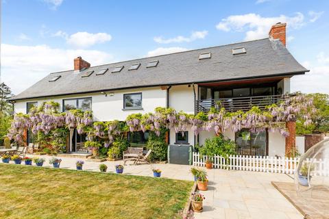 6 bed property, in Highfield Lane, £1,750,000