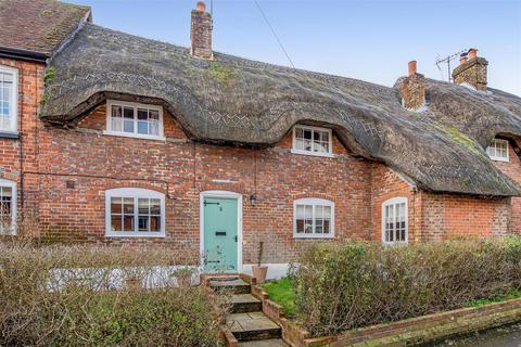 3 bed property, in Upper Clatford, £459,950