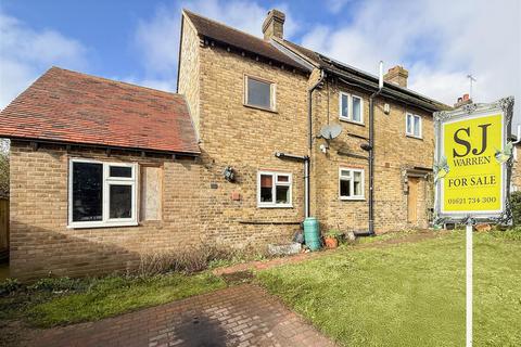 5 bed property, in Brook Lane, £375,000