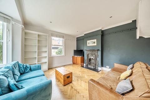3 bed property, in Shortlands Road, £840,000