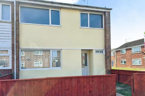 3 bed property, in Highfield, £170,000