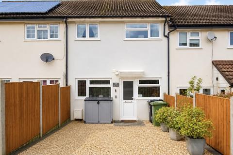 3 bed property, in 2 Clover Court, £199,000