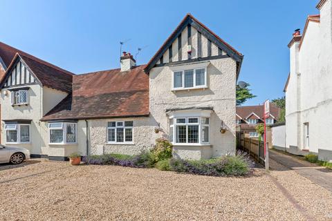 3 bed property, in Baring Road, £800,000