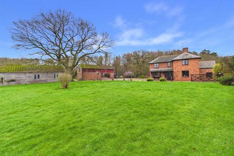 3 bed property, in Trench Bridge Farm, £575,000