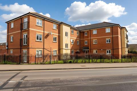 2 bed property, in Beeston Courts, £220,000