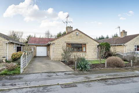 3 bed property, in Ellendene Drive, £299,950