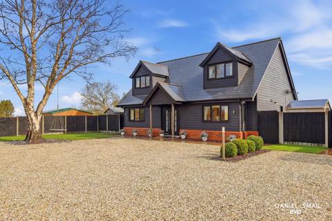 4 bed property, in Little Wakering Road, £750,000