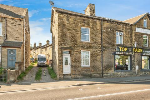 2 bed property, in Wakefield Road, £110,000